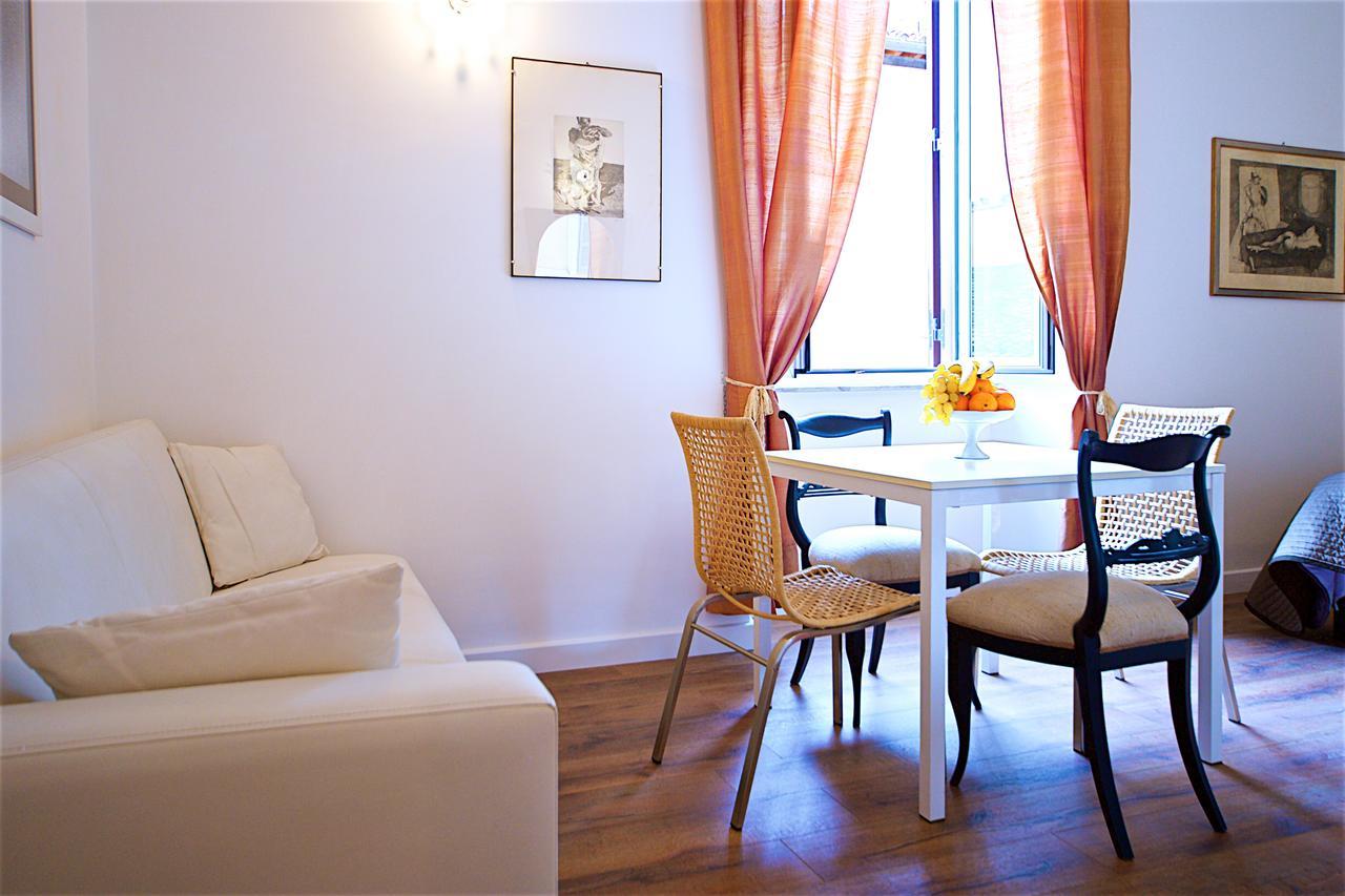 Vetrina Holidays Apartment Navona ローマ エクステリア 写真